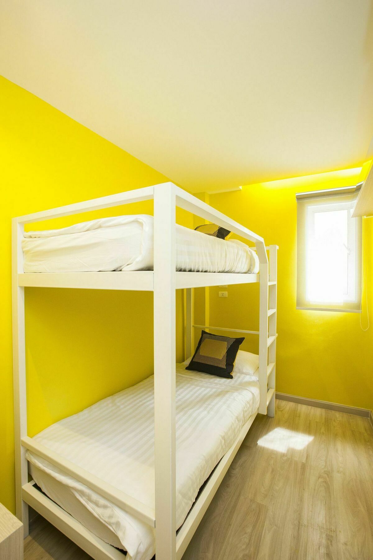 Gn Luxury Hostel Бангкок Экстерьер фото